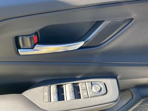 New 2026 Toyota Prius Plug-In Hybrid image 19