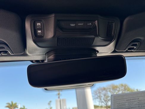 Used 2024 Jeep Wrangler Unlimited Rubicon 392 image 30