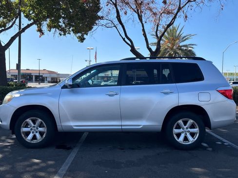 Used 2009 Toyota Highlander 2WD w/ Extra Value Pkg 2 image 6