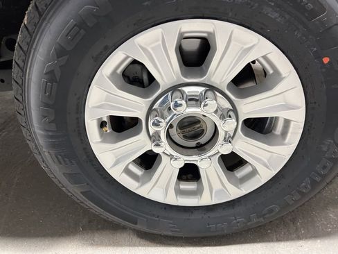 Used 2022 Ford F250 XLT image 42