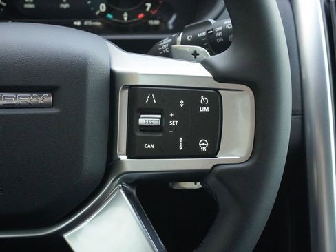New 2026 Land Rover Discovery S AWD/4WD image 13