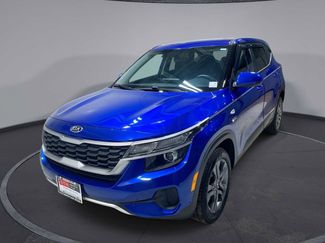 Used 2021 Kia Seltos LX video 1