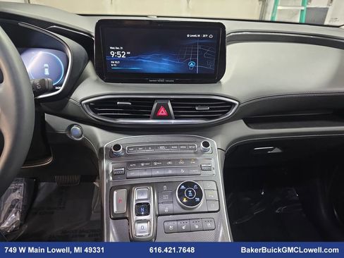 Used 2023 Hyundai Santa Fe Limited image 21