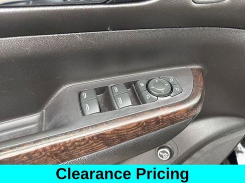 Used 2020 GMC Acadia Denali w/ Denali Ultimate Package image 14