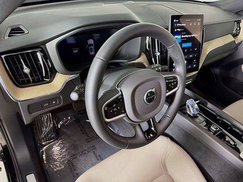 New 2026 Volvo XC60 T8 Plus w/ Protection Package Premier AWD/4WD image 9
