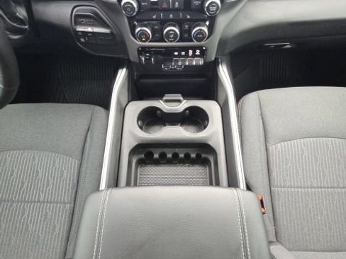 Used 2024 RAM 3500 Big Horn w/ Sport Appearance Package image 40