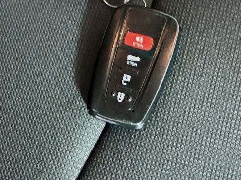 Used 2020 Toyota Corolla LE w/ LE Premium Package FWD image 35