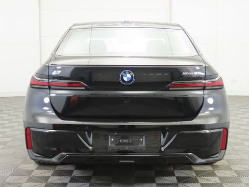 New 2026 BMW i7 xDrive60 image 6