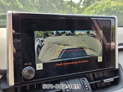Used 2025 Toyota RAV4 XLE Premium FWD image 21