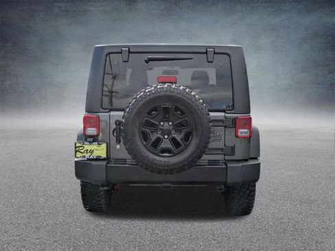 Certified 2018 Jeep Wrangler Sport AWD/4WD image 4