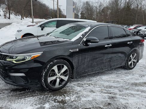 Used 2019 Kia Optima S w/ S Panoramic Sunroof Package image 2