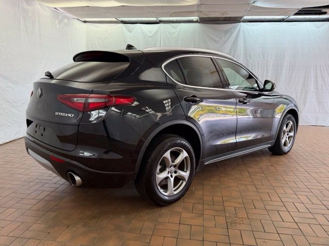 Used 2021 Alfa Romeo Stelvio Sprint w/ Cold Weather Package AWD/4WD image 8