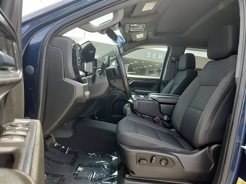 Used 2023 Chevrolet Silverado 1500 LT AWD/4WD image 8
