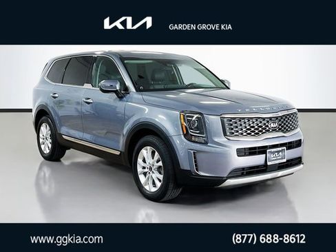Certified 2021 Kia Telluride LX image 1