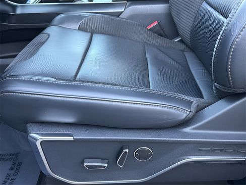 Used 2022 Ford F150 Raptor w/ Raptor 37 Performance Package image 12