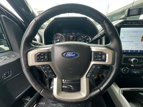 Used 2022 Ford F250 Lariat w/ Lariat Value Package image 35