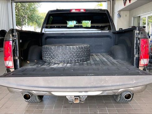 Used 2019 RAM 1500 Express w/ Wheel & Sound Group AWD/4WD image 18