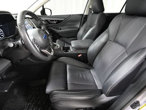 Certified 2025 Subaru Outback Limited XT w/ Popular Package #2 AWD/4WD image 8