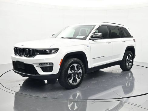 Used 2024 Jeep Grand Cherokee Limited 4xe AWD/4WD image 1