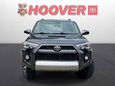 Used 2019 Toyota 4Runner TRD Off-Road AWD/4WD image 3