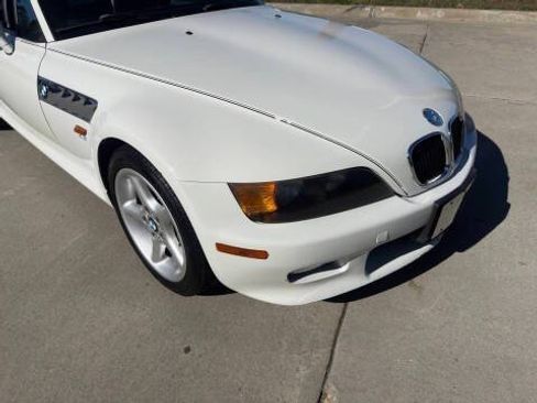 Used 1999 BMW Z3 2.5i RWD image 11