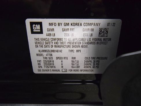 Used 2022 Buick Encore GX Essence w/ Experience Buick Package AWD/4WD image 28