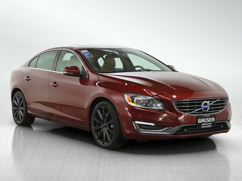 Used 2016 Volvo S60 T5 Premier w/ Climate Package image 7