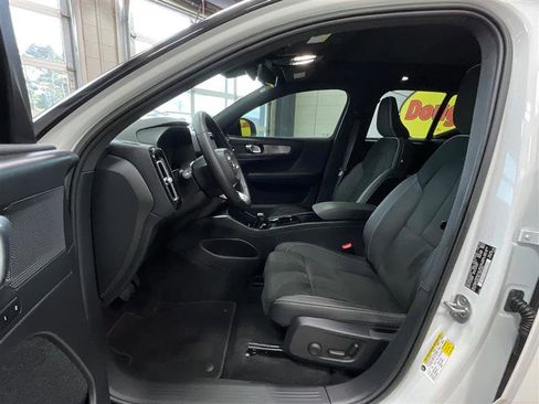 Used 2023 Volvo XC40 Recharge Plus AWD/4WD image 10