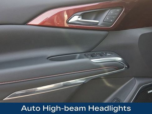 Used 2025 Chevrolet Traverse RS w/ LPO, Floor Liner Package image 17