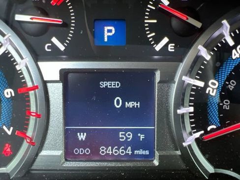Used 2018 Toyota 4Runner SR5 Premium AWD/4WD image 15