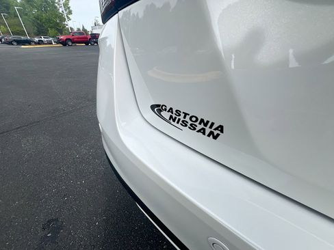 New 2025 Nissan Versa SV w/ Trunk Package image 33