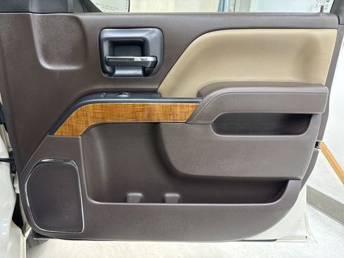 Used 2014 GMC Sierra 1500 SLT w/ Max Trailering Package image 8