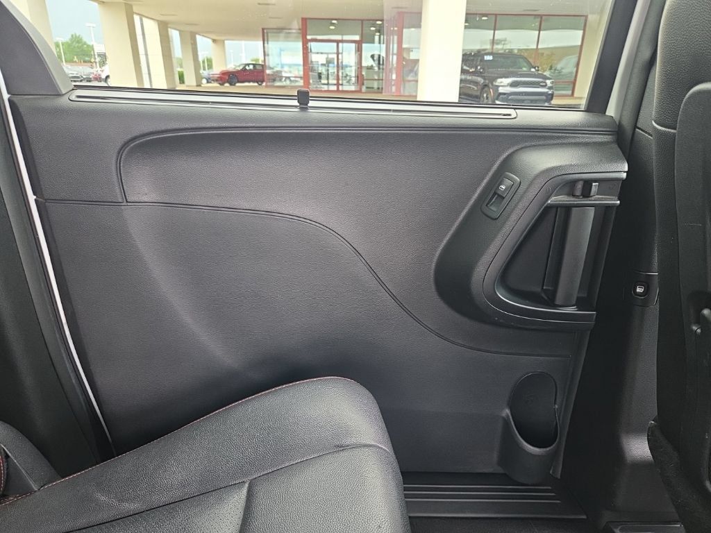 Used 2020 Dodge Grand Caravan GT FWD image 15