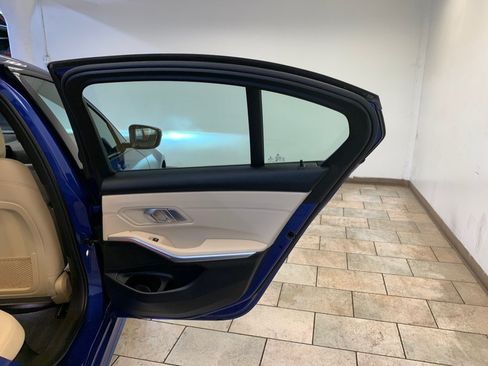 Used 2021 BMW 330i xDrive Sedan w/ M Sport Package AWD/4WD image 60