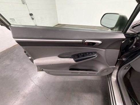 Used 2006 Honda Civic EX image 19