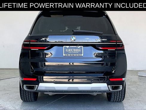 Used 2025 BMW X7 xDrive40i AWD/4WD image 6