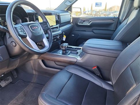 Certified 2023 GMC Sierra 1500 SLT w/ SLT Premium Plus Package image 17