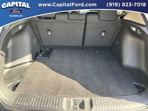 Used 2023 Honda HR-V LX image 16