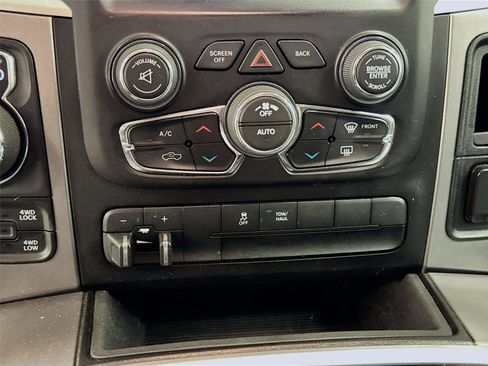 Used 2023 RAM 1500 Classic SLT w/ Trailer & Traction Group AWD/4WD image 15
