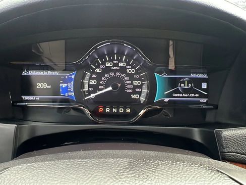 Used 2015 Lincoln MKS Sedan 4D w/ Equipment Group 101A image 11