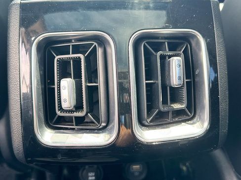 Certified 2023 Kia Sorento SX AWD/4WD image 26