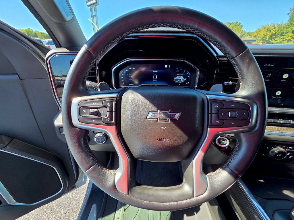 Used 2022 Chevrolet Silverado 1500 RST w/ Convenience Package II AWD/4WD image 18
