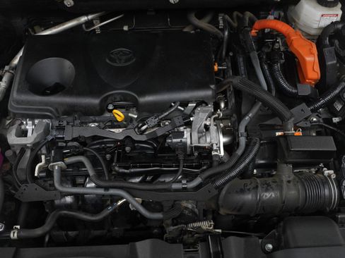 Used 2022 Toyota Venza Limited image 31