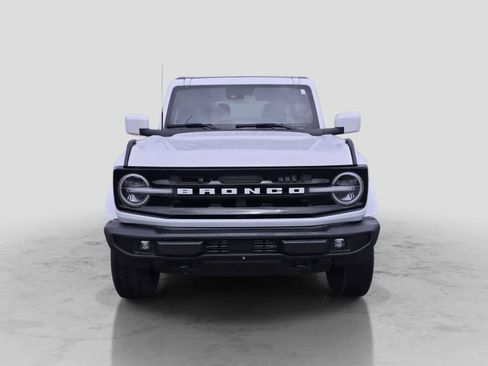 Used 2022 Ford Bronco Outer Banks AWD/4WD image 3