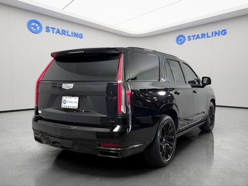 Used 2023 Cadillac Escalade Sport w/ LPO, ONYX Package AWD/4WD image 9