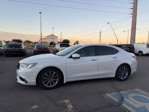 Used 2020 Acura TLX image 5