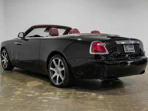 Used 2016 Rolls-Royce Dawn image 16