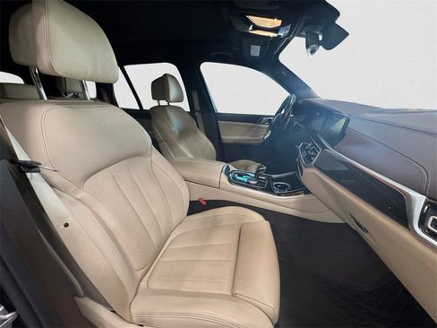 Used 2019 BMW X5 xDrive40i w/ Executive Package image 15