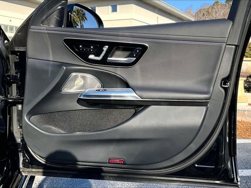 Used 2024 Mercedes-Benz E 350 4MATIC Sedan image 23