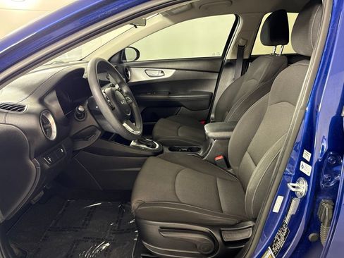 Used 2023 Kia Forte LXS FWD image 22